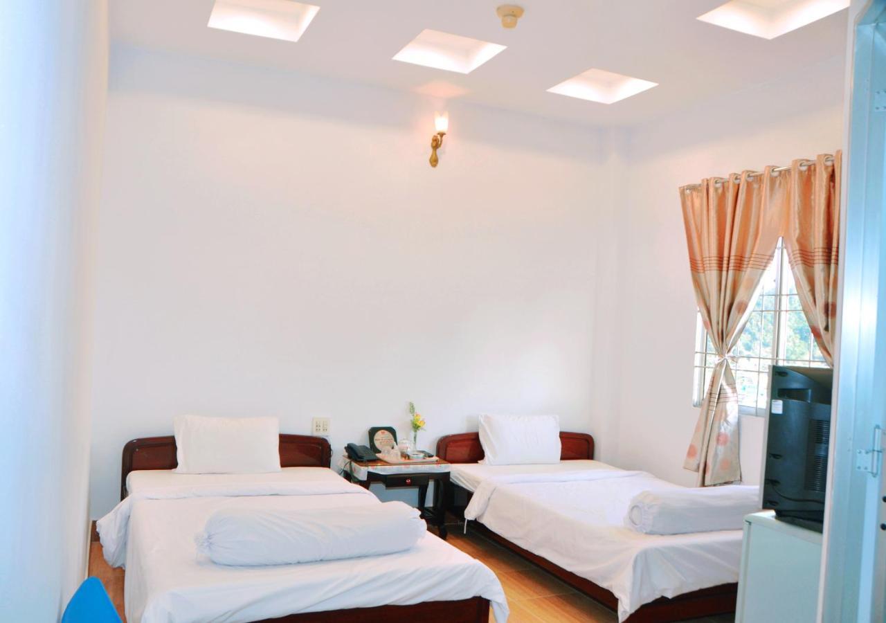 Du Hung 1 Hotel ฮาเตียน ห้อง รูปภาพ